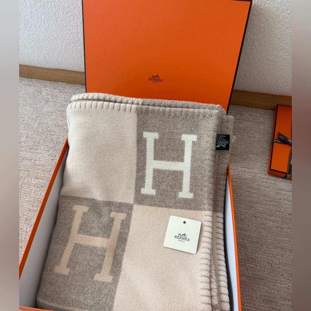 Hermès Beige and Cream Avalon III Wool Blanket